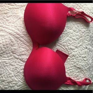 Victoria’s Secret pink bra